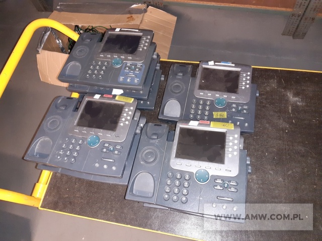 Sprzęt elektroniczny - pakiet zawierający 144 poz. asort. (wg oddzielnego wykazu), w tym m.in.: notebooki (bez dysków twardych), telefony, multimetry itp. 